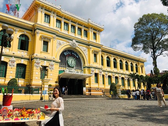 Bưu điện TP HCM - điểm đến thu hút khách du lịch quốc tế - Ảnh 18.