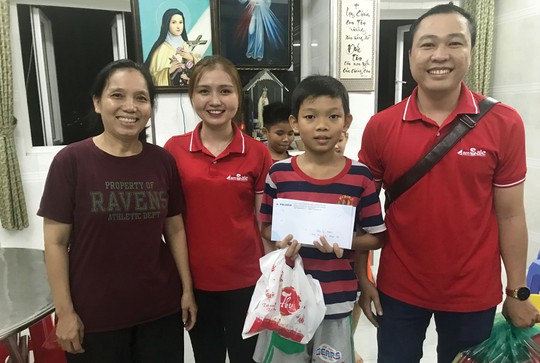 Khởi nghiệp bằng giao thương không ngủ - Ảnh 1.