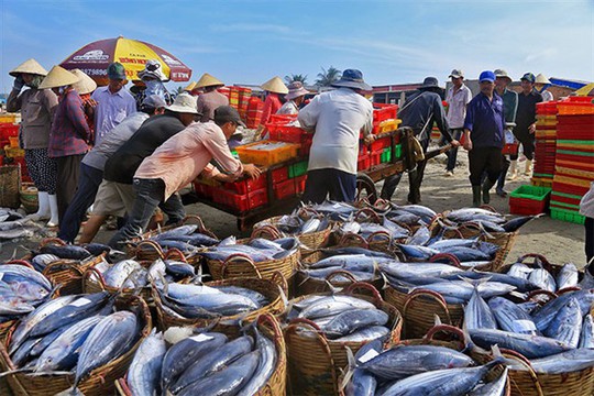 Giữ chút ngày xưa cho lũ trẻ - Ảnh 1.