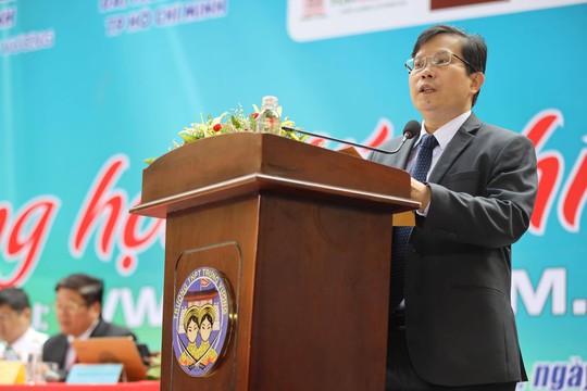 Đưa trường học đến thí sinh 2019 tại TP HCM: Rớt đại học thì phải làm sao? - Ảnh 7.