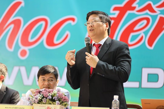 Đưa trường học đến thí sinh 2019 tại TP HCM: Rớt đại học thì phải làm sao? - Ảnh 15.