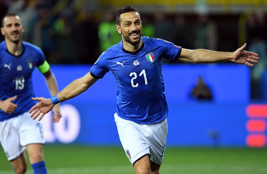 Sao 36 tuổi lập công, Ý tạo mưa bàn thắng ở vòng loại Euro 2020 - Ảnh 2.