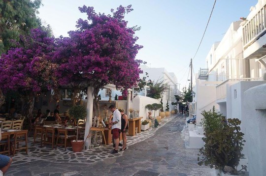 Phố biển độc nhất vô nhị ở Mykonos - Ảnh 3.