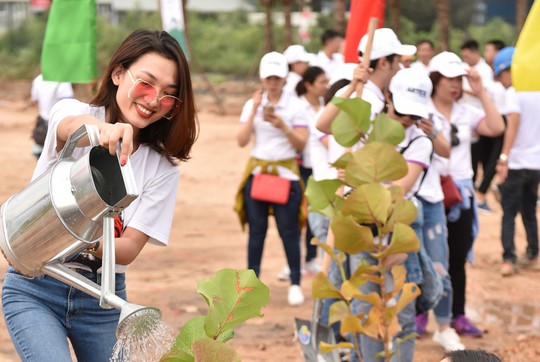 FLC: trồng 10.000 cây xanh tại Lễ phát động chiến dịch Go Green 2019 - Ảnh 6.