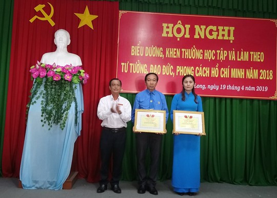 Vĩnh Long: Xét chọn biểu dương 90 cán bộ Công đoàn tiêu biểu - Ảnh 1.
