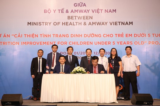 Bộ Y tế và Amway Việt Nam hợp tác cải thiện dinh dưỡng cho trẻ em dưới 5 tuổi - Ảnh 1.