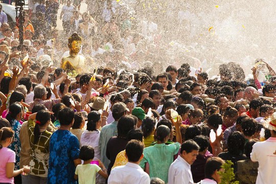 5 điểm đến lý tưởng trong lễ hội té nước ở Thái Lan - Ảnh 4.