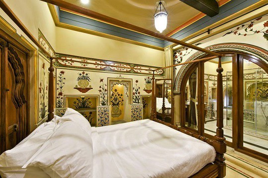 Choáng ngợp 8 khách sạn từng là cung điện xa hoa bậc nhất đất Phật - Ảnh 23.