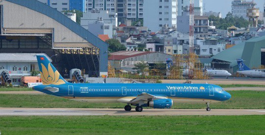 Vietnam Airlines bay thẳng Hà Nội - Đồng Hới, giá vé từ 399,000 đồng/chiều - Ảnh 1.