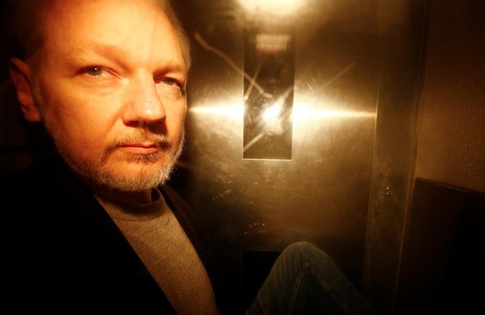 Mỹ truy tố ông chủ Wikileaks thêm 17 tội - Ảnh 1.