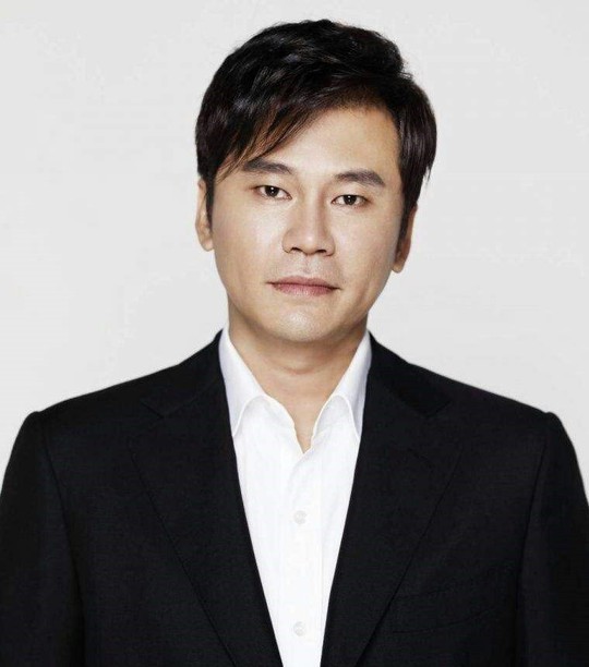 Sau Seungri, chủ tịch hãng YG bị tố môi giới mại dâm - Ảnh 1.