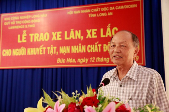 Quỹ Lawrence S. Ting trao tặng 157 chiếc xe lăn, xe lắc cho người khuyết tật - Ảnh 1.