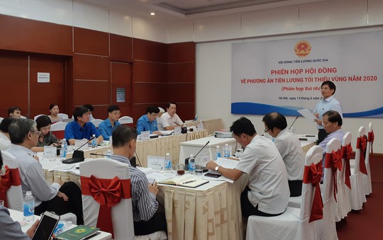 Đề xuất tăng lương tối thiểu năm 2020 quá chênh lệch giữa các bên - Ảnh 1.