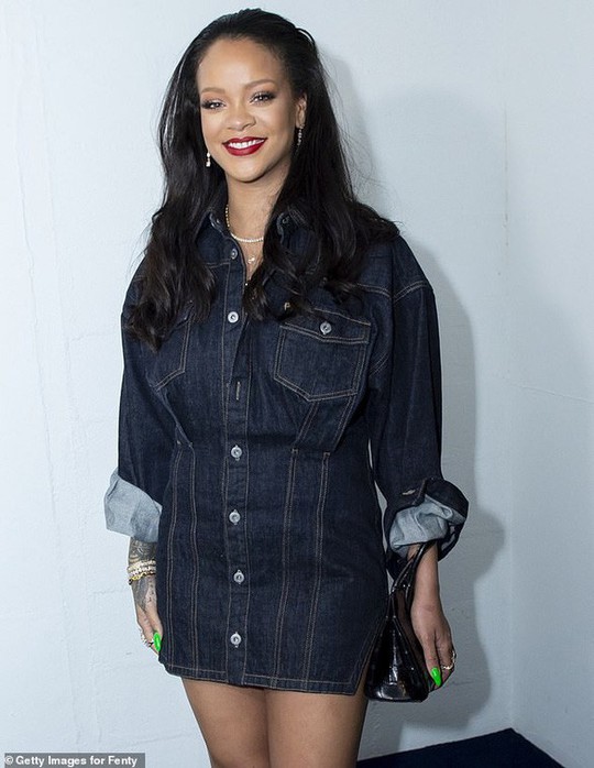 Rihanna được vinh danh là nữ ca sĩ giàu nhất thế giới - Ảnh 1.