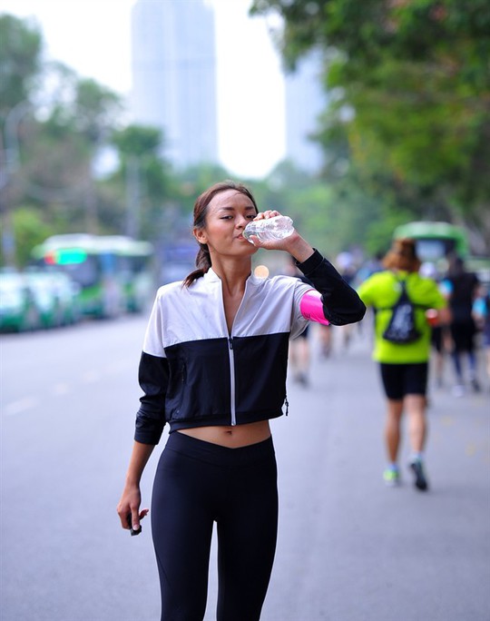 Khi sao Việt là những con nghiện của đường chạy marathon - Ảnh 4.