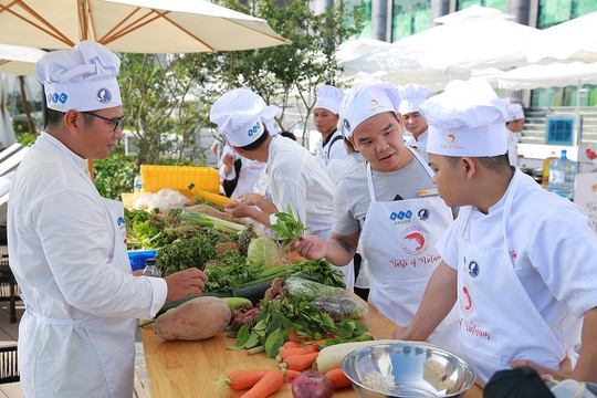 Cuộc thi “Taste Of Vietnam: Tôm Bạc Liêu – Hương vị Việt Nam” tại FLC Hạ Long - Ảnh 4.