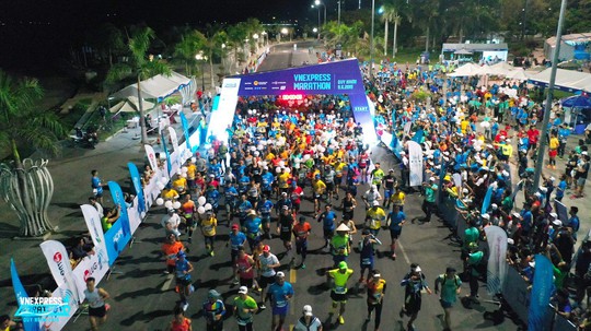 VnExpress Marathon 2019 khuấy động thành phố biển Quy Nhơn - Ảnh 1.