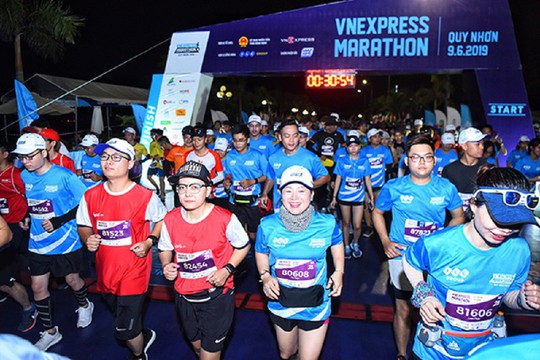 VnExpress Marathon 2019 khuấy động thành phố biển Quy Nhơn - Ảnh 2.
