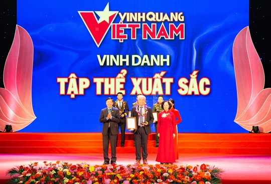 Tập đoàn TH: Doanh nghiệp tư nhân duy nhất được vinh danh tại Vinh quang Việt Nam 2019 - Ảnh 1.