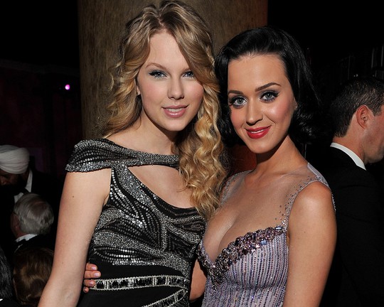 Hóa giải hiềm khích, Katy Perry mời Taylor Swift ăn cưới - Ảnh 2.