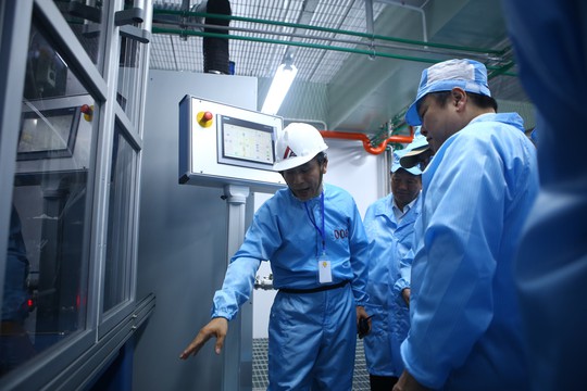 VNPT khánh thành nhà máy sản xuất sợi quang đầu tiên của khu vực Đông Nam Á - Ảnh 3.