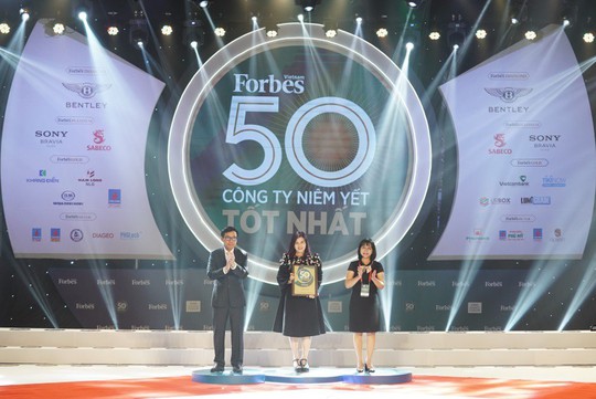 Vietjet ghi “hattrick” với danh sách 50 công ty niêm yết tốt nhất Việt Nam - Ảnh 1.