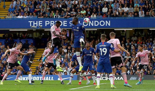 Chelsea hòa thót tim, tội đồ Leicester hóa người hùng Stamford Bridge - Ảnh 4.