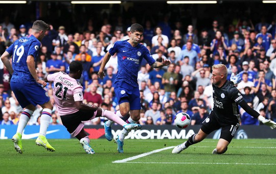 Chelsea hòa thót tim, tội đồ Leicester hóa người hùng Stamford Bridge - Ảnh 1.