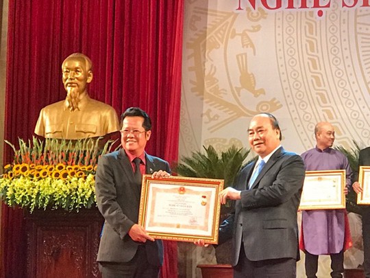 391 nghệ sĩ được trao tặng danh hiệu NSND, NSƯT - Ảnh 11.