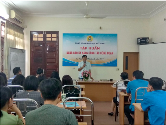 Bồi dưỡng kỹ năng ứng xử, giao tiếp cho cán bộ Công đoàn - Ảnh 1.
