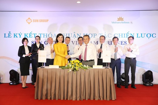 Sun Group ký kết hợp tác chiến lược cùng Vietnam Airlines, phát triển nhiều sản phẩm mới - Ảnh 1.