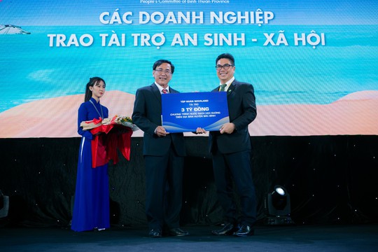 Novaland tiếp tục song hành cùng giáo dục và đào tạo tỉnh Bình Thuận - Ảnh 2.