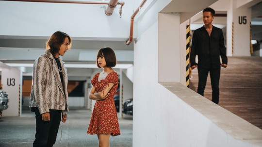 Lou Hoàng soán ngôi top trending YouTube của Mỹ Tâm - Ảnh 1.