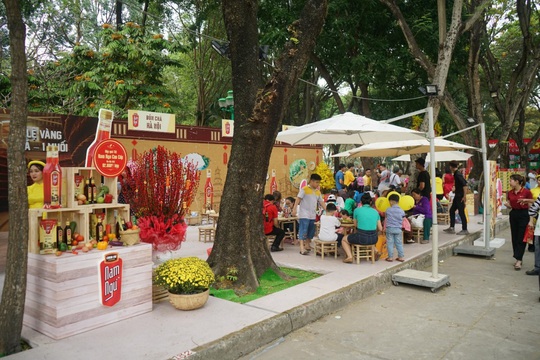 Nam Ngư mang sắc xuân 3 miền vào Lễ hội Tết Việt - Ảnh 1.