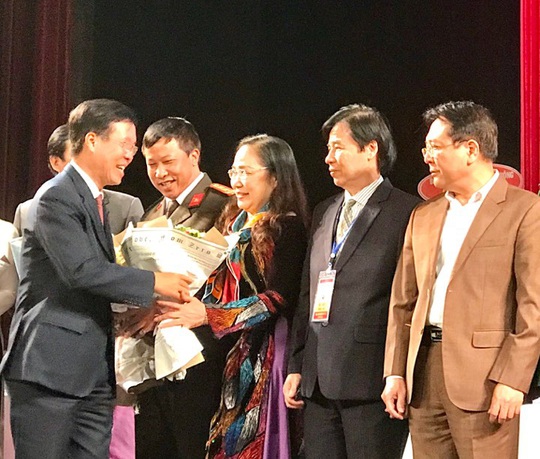 NSND Thuý Mùi đắc cử Chủ tịch Hội Nghệ sĩ sân khấu Việt Nam - Ảnh 1.
