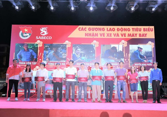 SABECO lan tỏa yêu thương qua chuỗi chương trình trao quà Tết Canh Tý 2020 - Ảnh 1.