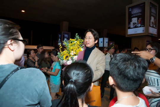 Bác sĩ thẩm mỹ hàng đầu Hàn Quốc Gu Yong Su đến Việt Nam chấm thi “Đẹp Hoàn Hảo” - Ảnh 2.