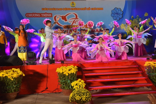 CNVC-LĐ khó khăn được san sẻ tại Tết sum vầy - Ảnh 6.