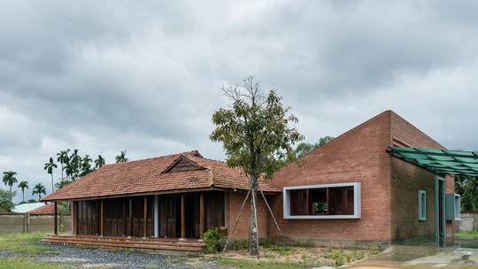 Ngôi nhà với kiến trúc truyền thống nông thôn Nam Bộ - Ảnh 3.