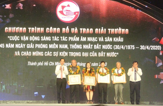 Tác giả Trần Văn Hưng đoạt giải A kịch bản viết về tuyến Metro tại TP HCM - Ảnh 2.