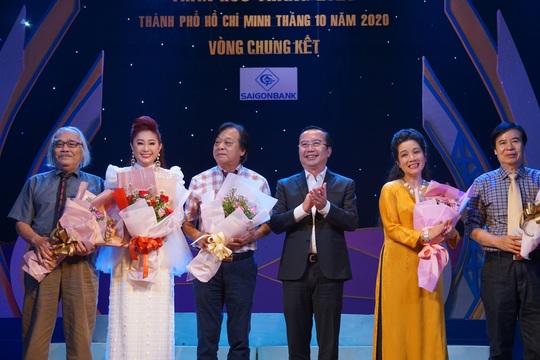 Lê Thanh Thảo, Võ Thành Phê hút hồn khán giả đêm chung kết 1 Trần Hữu Trang - Ảnh 7.