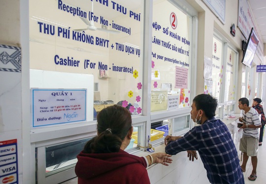 Phạt đến 5 triệu đồng khi cho người khác mượn thẻ BHYT - Ảnh 1.