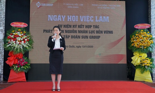 Nhiều vị trí tuyển dụng hấp dẫn từ ngày hội việc làm tại Phú Quốc - Ảnh 2.