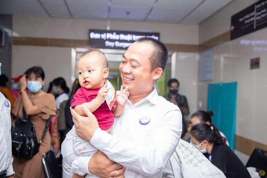 Điện Máy Xanh và LG trao 1,5 tỉ đồng cho Operation Smile, mang nụ cười trọn vẹn cho trẻ em hở hàm ếch - Ảnh 4.