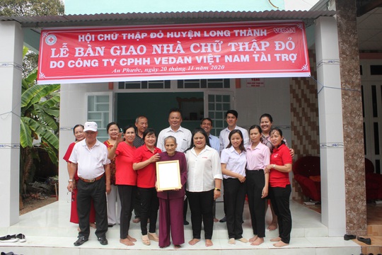 Vedan Việt Nam trao tặng 4 căn nhà Chữ thập đỏ - Ảnh 1.