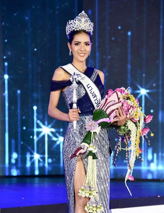 Nhan sắc người mẫu đăng quang Hoa hậu Thái Lan 2020 - Ảnh 2.