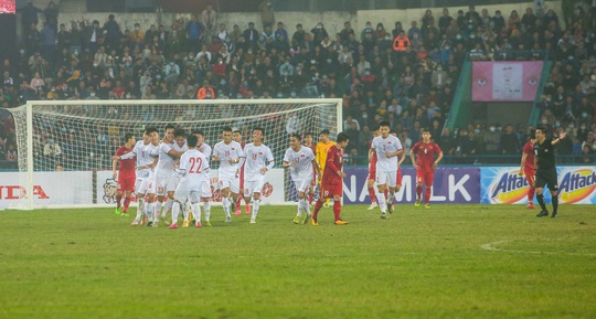 Quang Hải ghi bàn, đội tuyển Việt Nam hoà đàn em U22 Việt Nam - Ảnh 5.