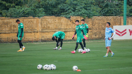 Tài năng trẻ đang lên Nguyễn Hai Long tiếc nuối chia tay đội tuyển vì chấn thương - Ảnh 13.