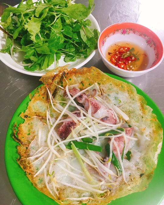 Những khu ẩm thực nổi tiếng hút khách ở Đà Nẵng - Ảnh 11.
