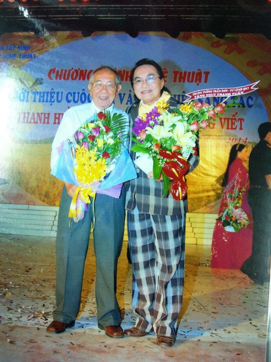 Các nghệ sĩ Thanh Tuấn, Lệ Thủy, Cẩm Tiên tiếc thương soạn giả Thanh Hiền - Ảnh 3.